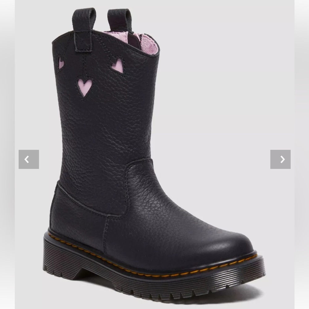 New Girls Dr Martens JUNIOR BEX HEART PULL-ON HIGH BOOTS (L 5)